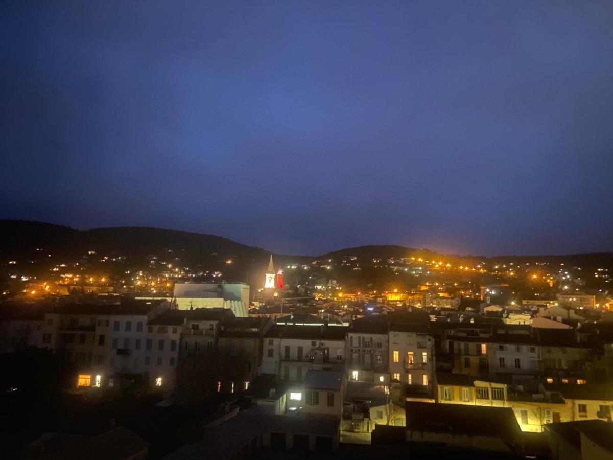 Apartmán Au 5Eme Ciel Draguignan Exteriér fotografie